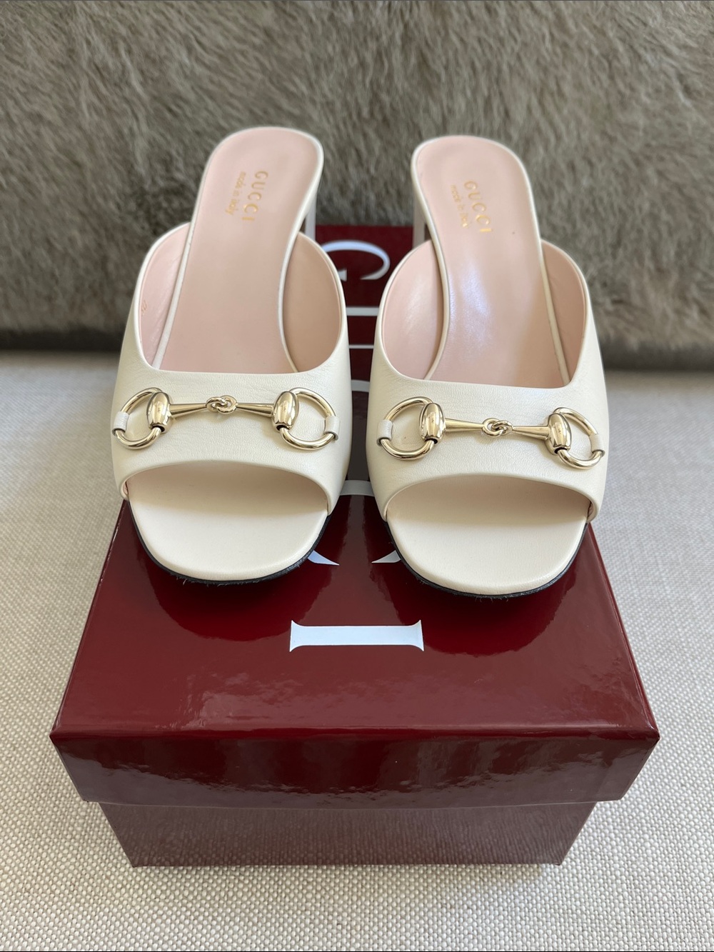 Gucci Cream Leather Horsebit Mule Slides with Gold Hardware